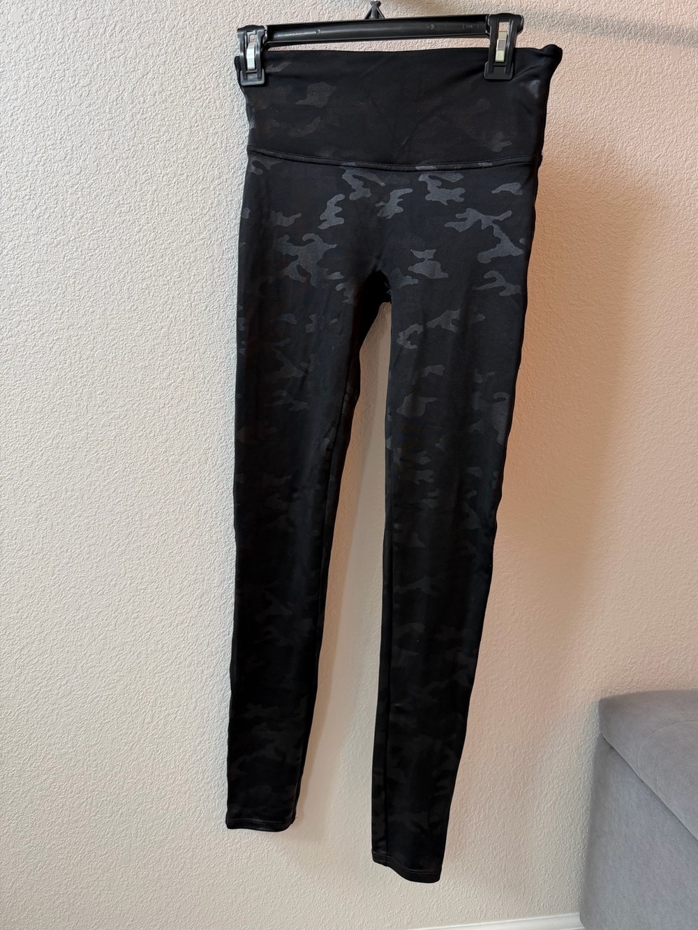 SPANX Black High Waist Camo Print Leggings